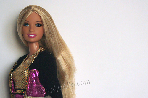 Barbie Fantastica, Close Up