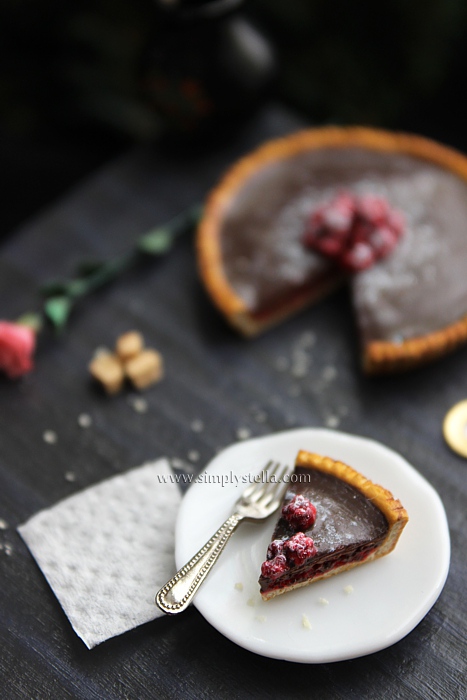 Chocolate Tart with Raspberries