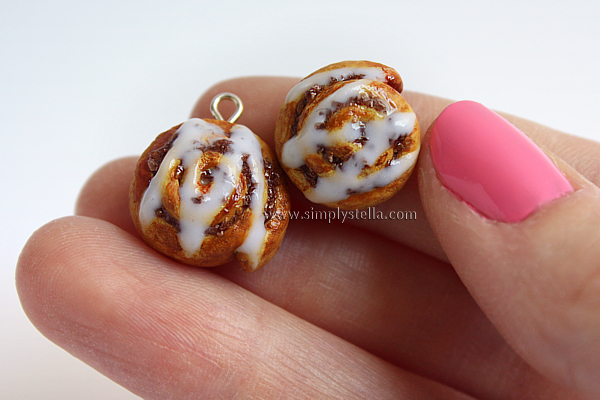  Cinnamon Rolls