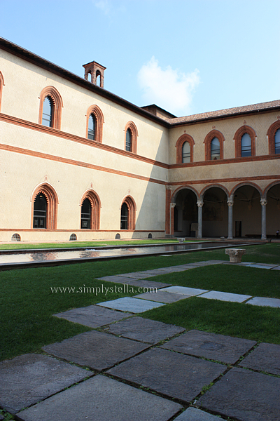 Summer '12: Architecture (Castello Sforzesco)